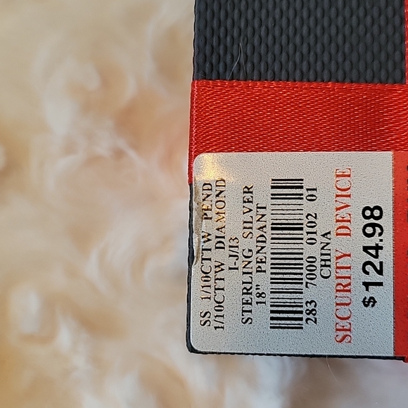 SOLD      Diamond Necklace - Picture 5 of 5